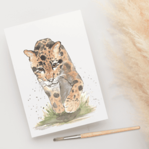 Foto van een ansichtkaart met een schildering van een Nevelpanter